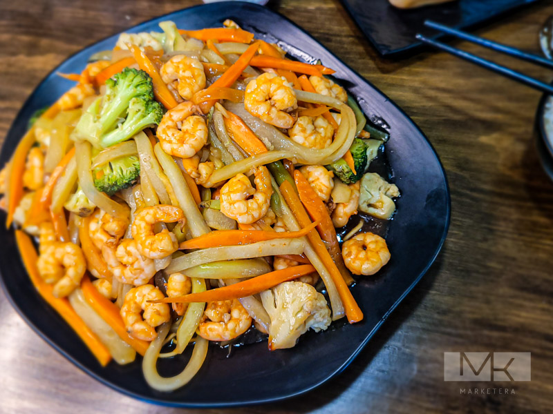CHAP SUEY CON MARISCOS